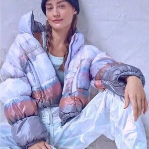 New Free People Movement In a Bubble Shine Puffer Jacket Primaloft. M